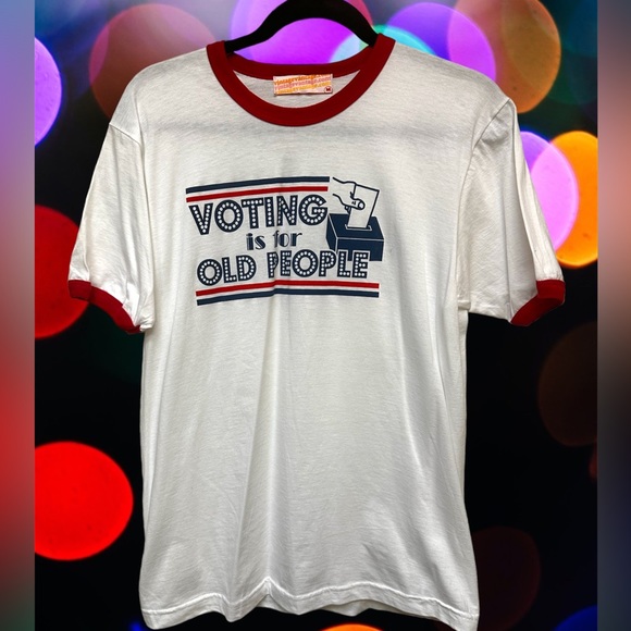 Rare Vintage Vantage T-shirt Voting is for Old People - Picture 1 of 4